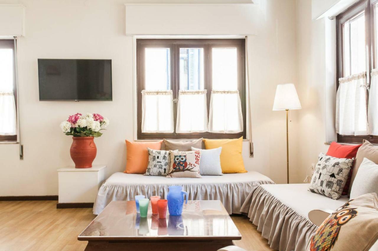 Vintage Charm By The Acropolis! Apartment เอเธนส์ ภายนอก รูปภาพ